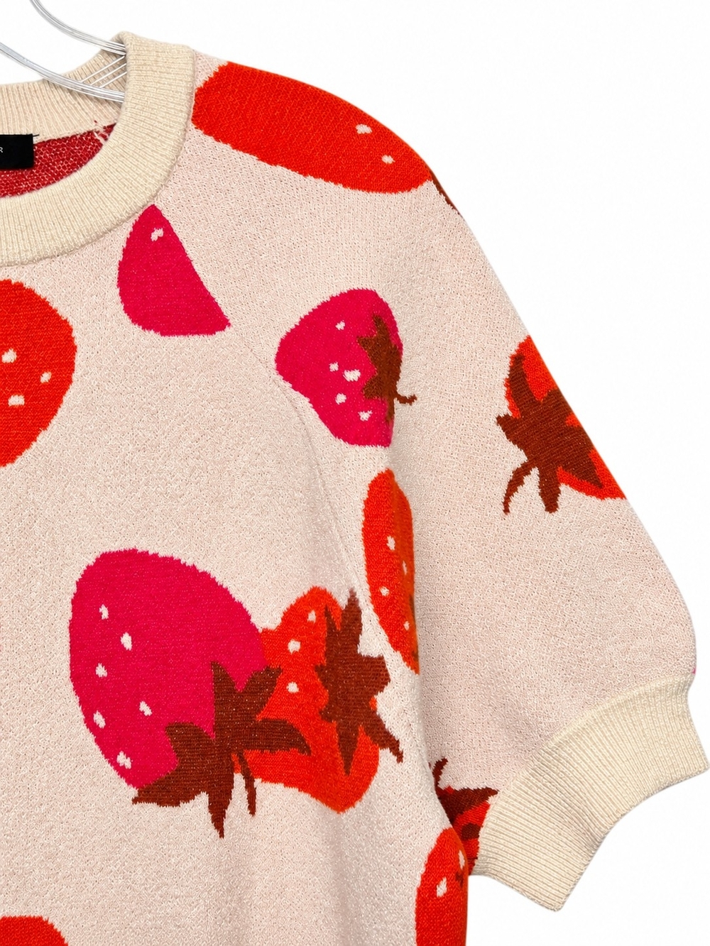 Ann Taylor Fun Strawberry Print Sweater Pink Red Cream Soft Knit Medium - Picture 6 of 11